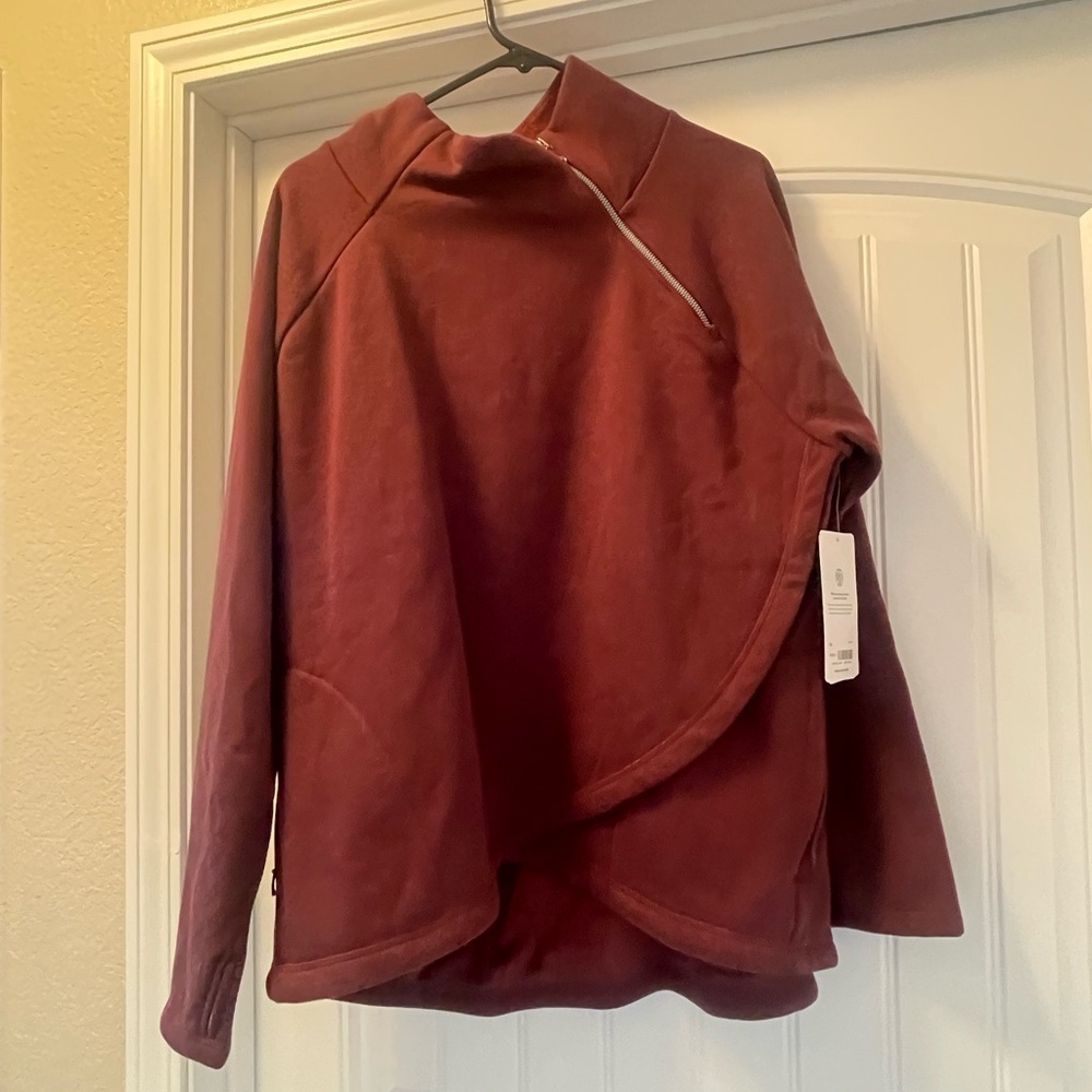 Athleta Red Cape with High Collar and Relaxed Fit